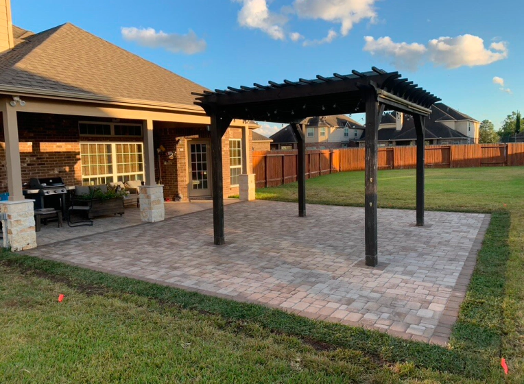 patio with installed pergola